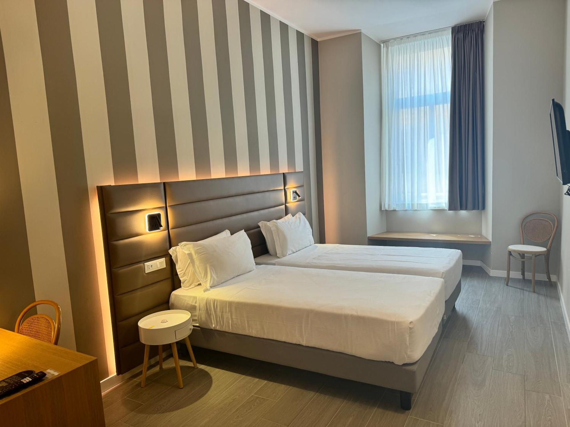Residenza 62 Hotel โรม ภายนอก รูปภาพ